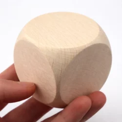 Dé en bois personnalisé - 5cm